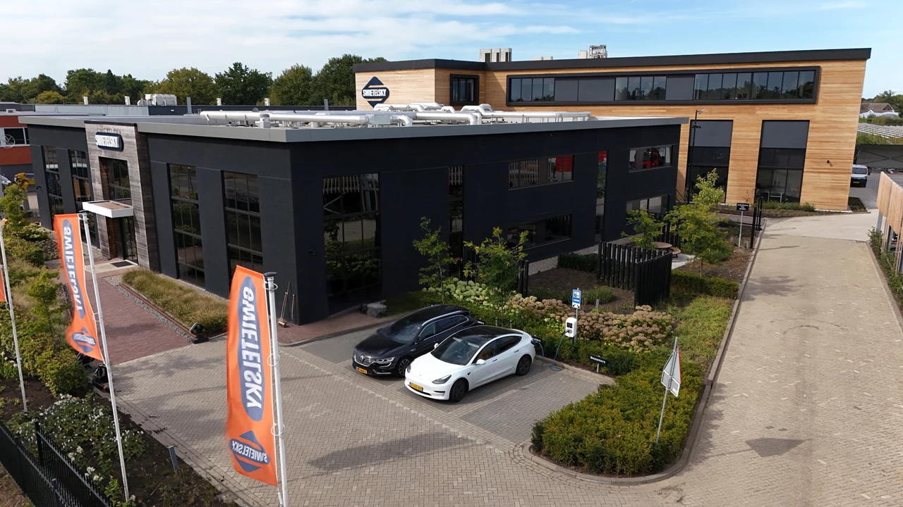 Alubond Kaders Swietelsky Oirschot Compal Emmen 1