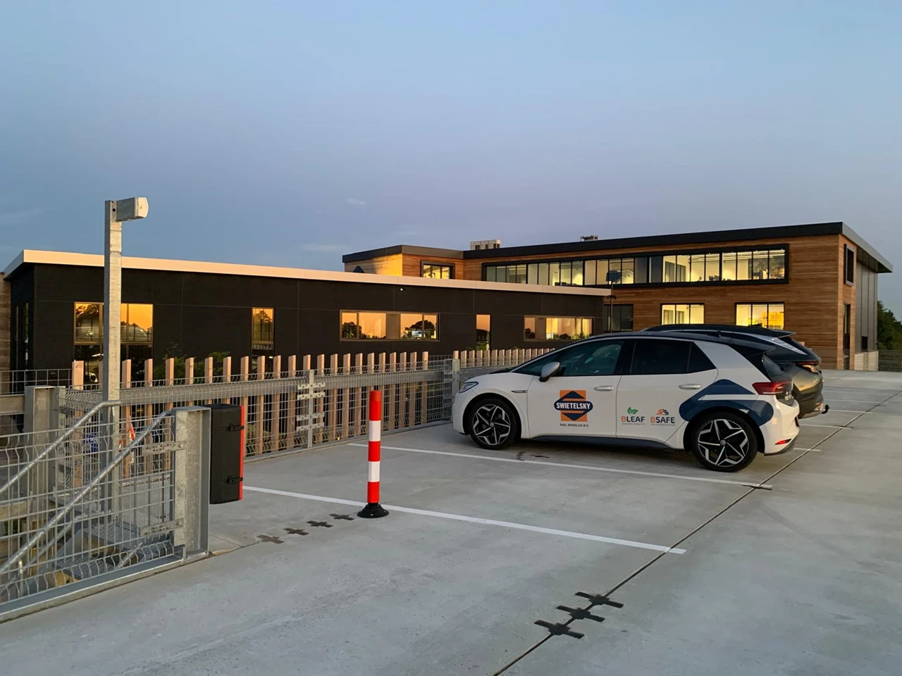 Alubond Kaders Swietelsky Oirschot Compal Emmen 4